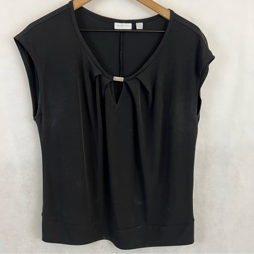 New York and Company Sleeveless Shell Top Size XL